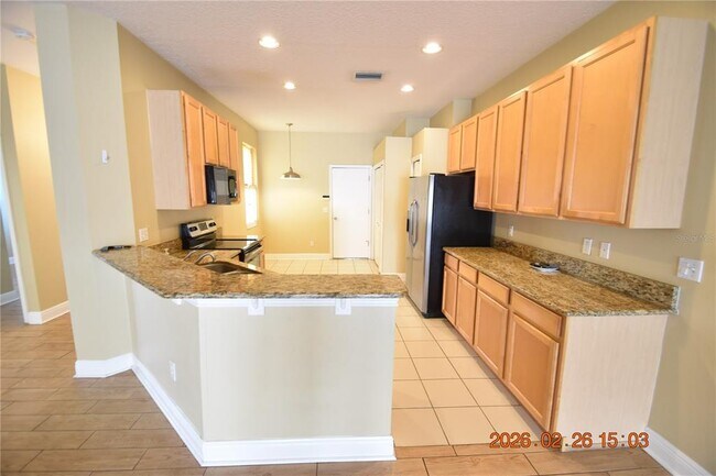 Building Photo - 10017 Bucklin St