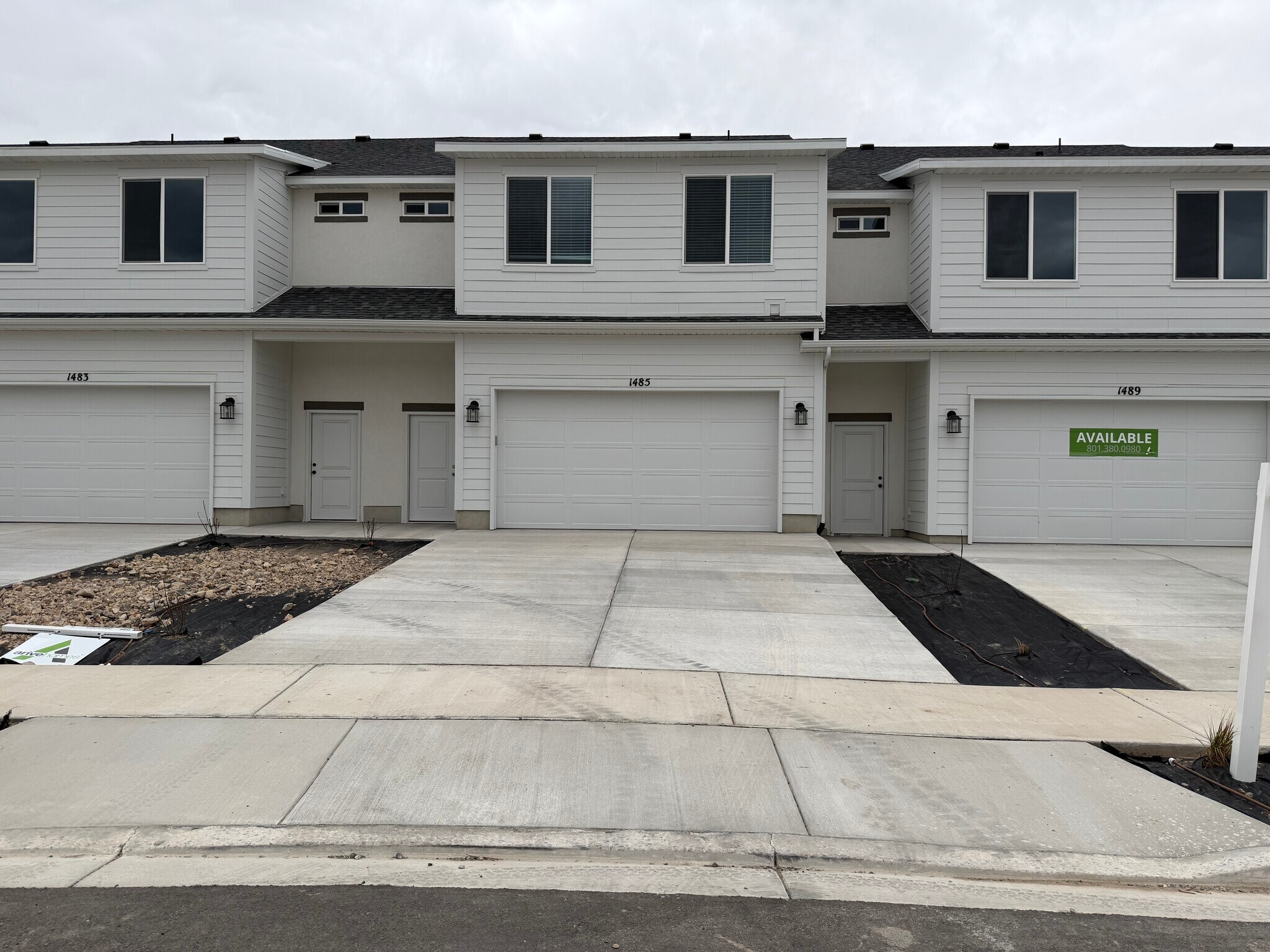 Building Photo - 1485 N 305 E