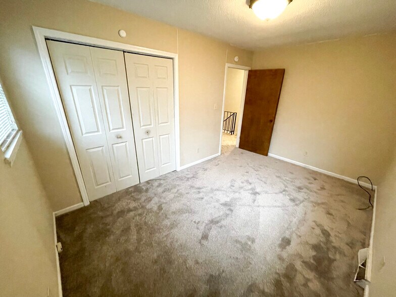 Building Photo - 31 Saint Mark Rd