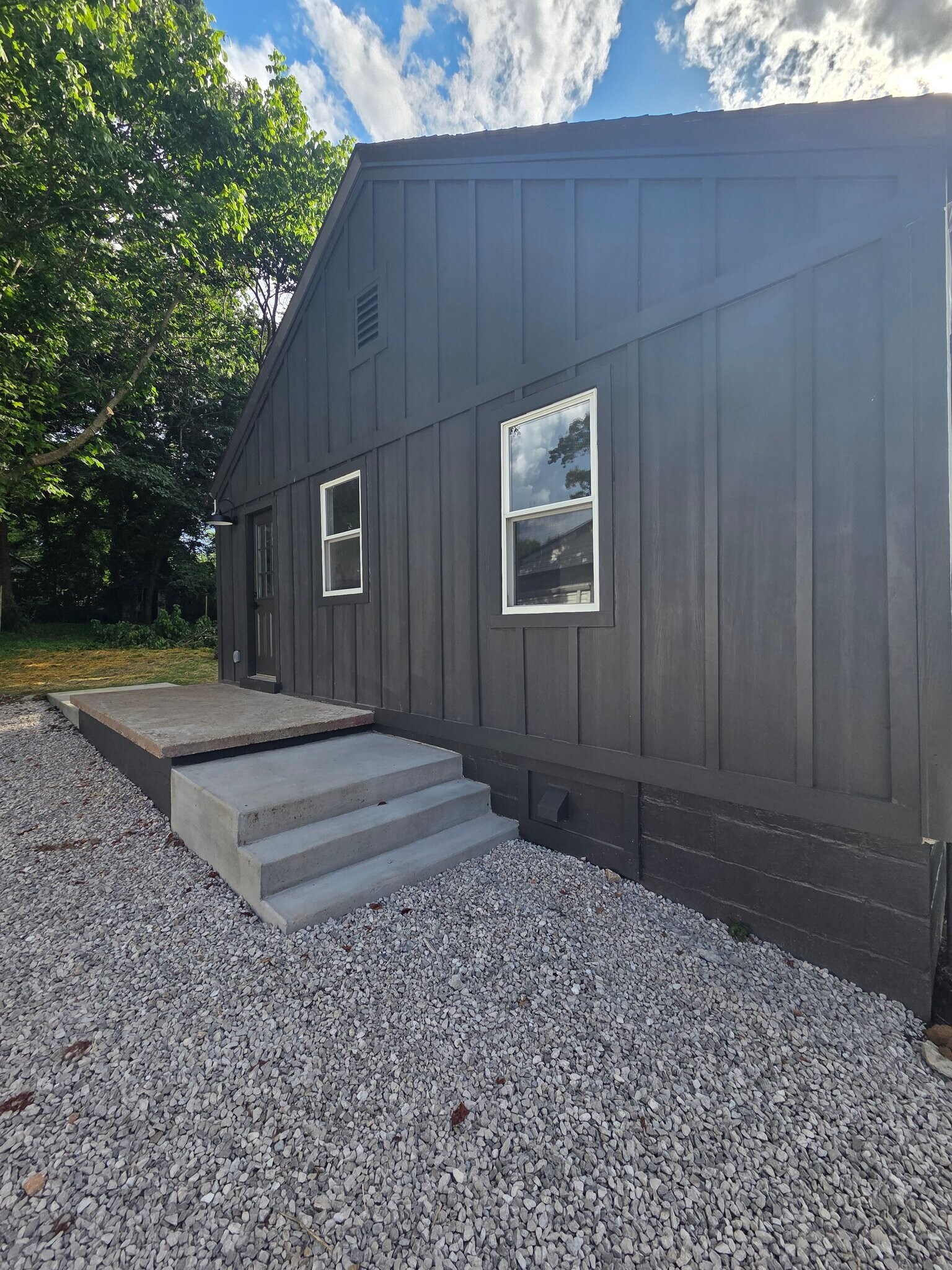 Building Photo - 118 Sunset Ln