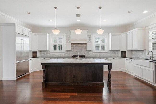 Building Photo - 1505 S Georgia Ave