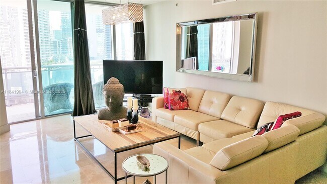 Primary Photo - 350 S Miami Ave