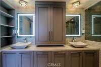 Building Photo - 2160 Century Pk E