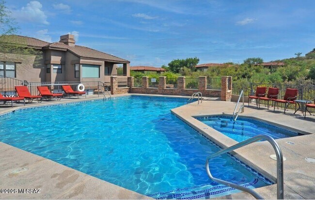 Building Photo - 5855 N Kolb Rd