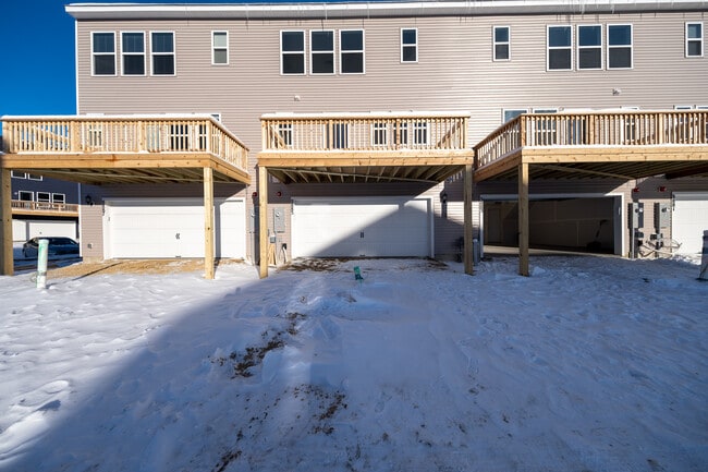 Building Photo - 5885 156th St W