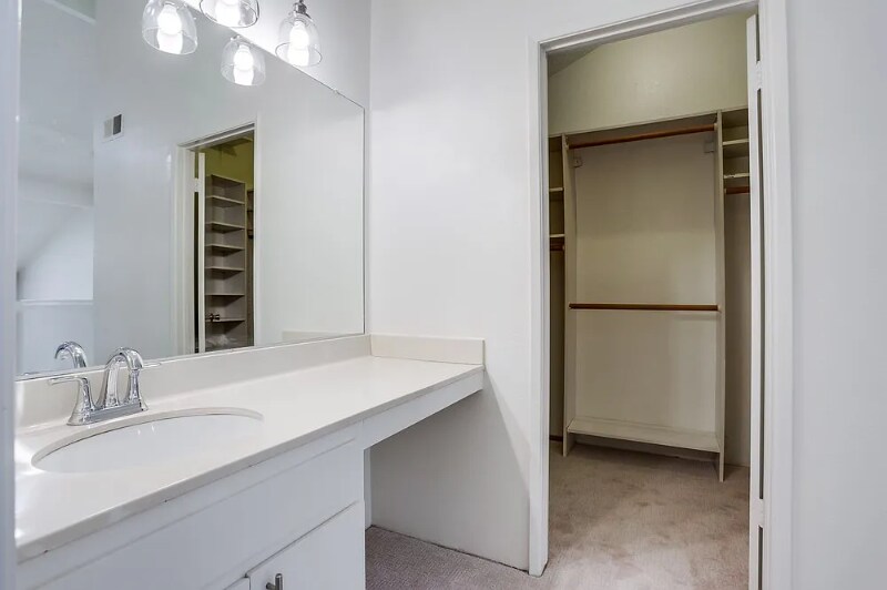 Building Photo - 26701 Quail Creek