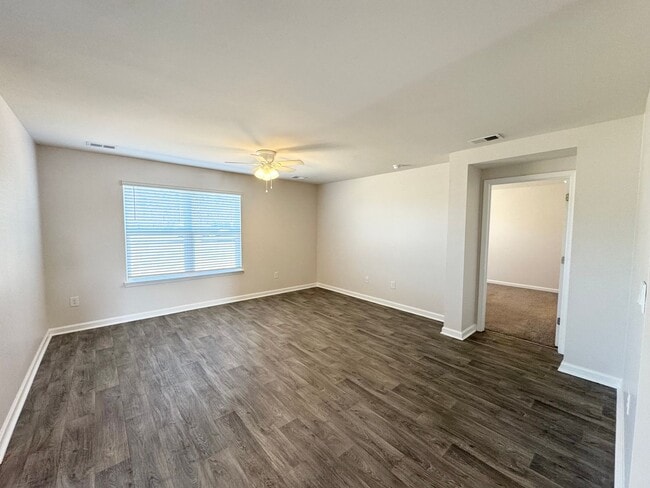 Building Photo - Conway - 4 Bedroom / 2 Bathroom House