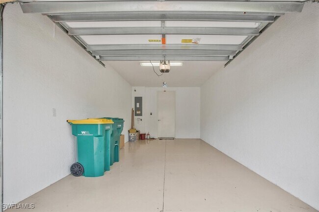 Building Photo - 9650 Montelanico Loop
