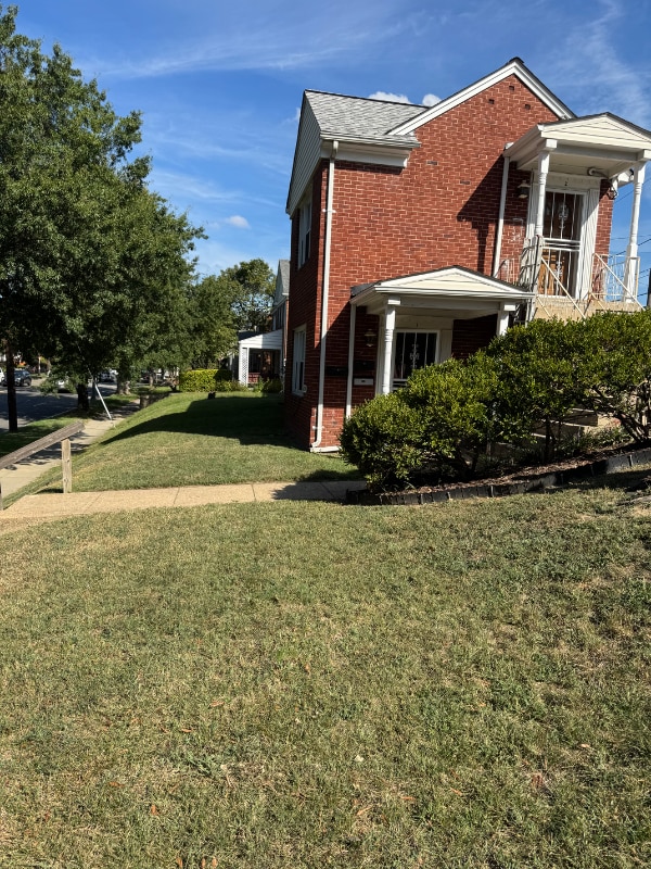 Building Photo - 5001 North Capitol St NE