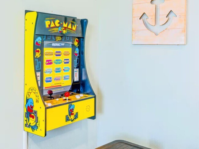 Building Photo - 986 Bahama Ln