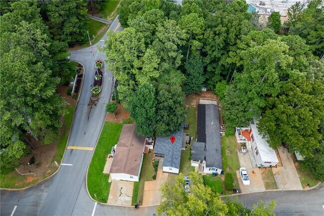 Building Photo - 3685 Fir Dr
