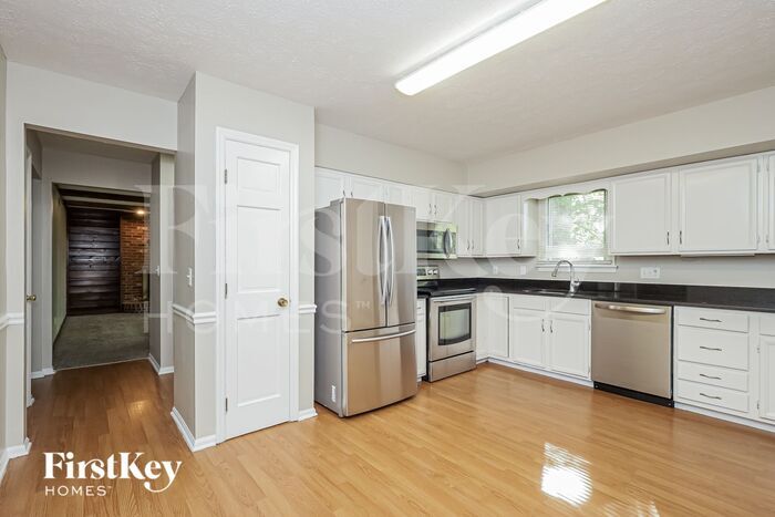 Building Photo - 8781 Wildbrook Ct