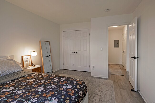 Building Photo - 39 Lance Cir