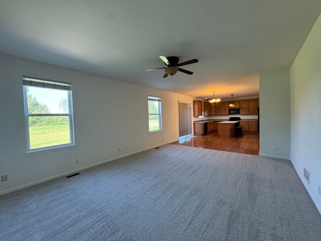 Building Photo - 405 Preserve Dr