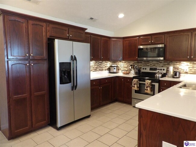 Building Photo - 506 St Andrews Dr