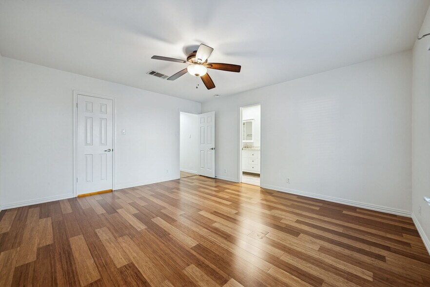 Building Photo - 4308 Dos Cabezas Dr