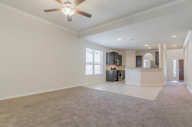 Building Photo - 5 Iris Arbor Ct