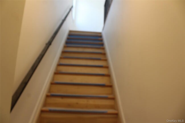 Building Photo - 816 Barbey St