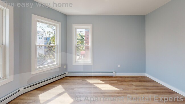 Building Photo - 40 Mansfield St