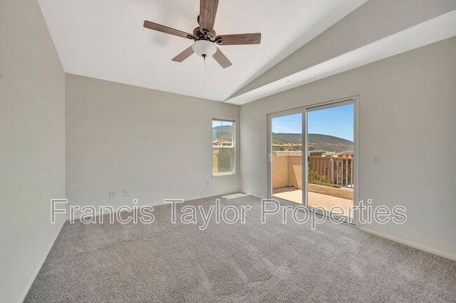 Building Photo - 148 Elora Ln