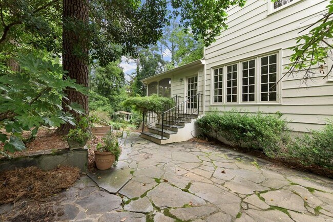 Building Photo - 3156 E Wood Valley Rd NW