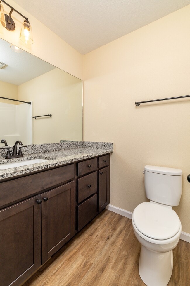 Building Photo - 923 Warrior Hill Dr