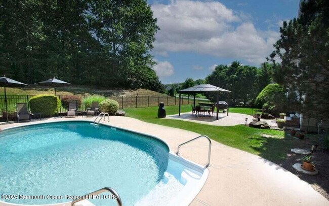 Building Photo - 2 Muirwood Ct