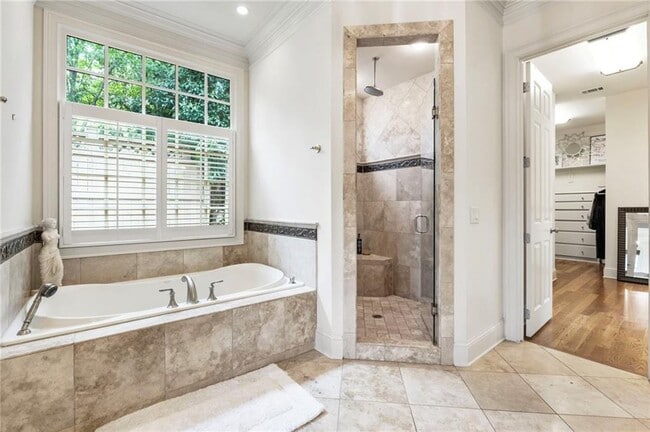 Building Photo - 927 Buckingham Cir NW