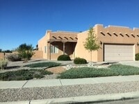 Building Photo - VISTA DEL NORTE 3 Bedroom 2 Bath  2 Car Garage