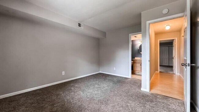 Building Photo - 7440 Hampton Blvd, E