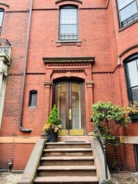 Building Photo - 3 Fairfield St