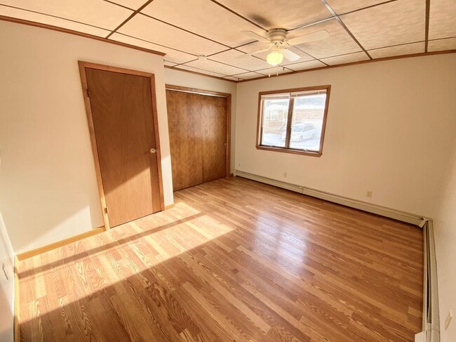Building Photo - 40 Fredro St