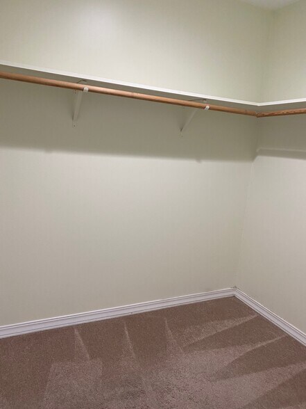 Building Photo - 7323 Old Redmond Rd