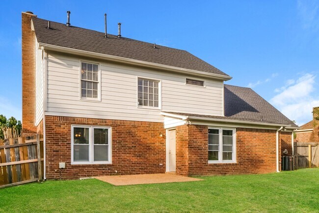 Building Photo - 7293 Schilling Cove E