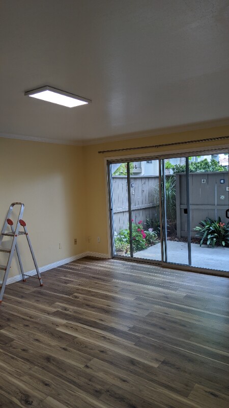 Building Photo - 1760 Halford Ave