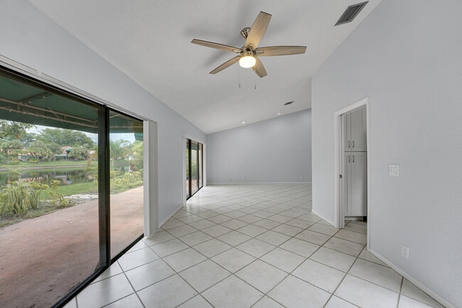 Building Photo - 6565 Las Flores Dr