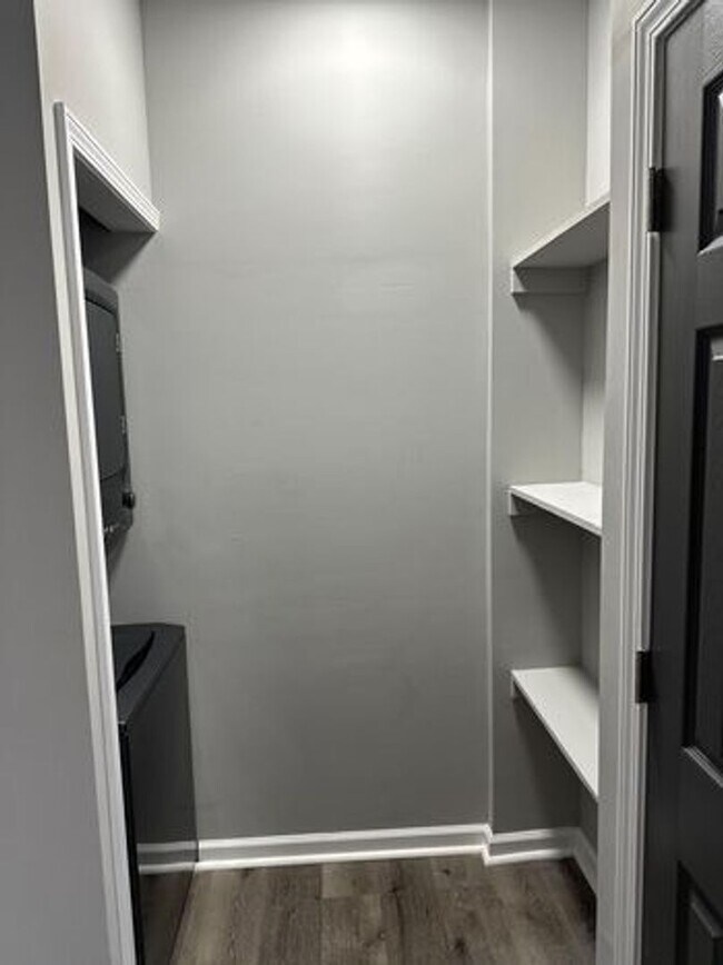 Building Photo - Irvington Living II: Renovated Comfort in ...