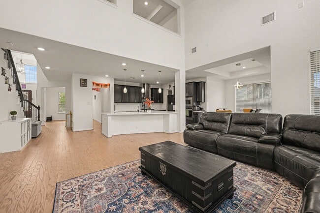 Building Photo - 2107 Brooke Avery Dr