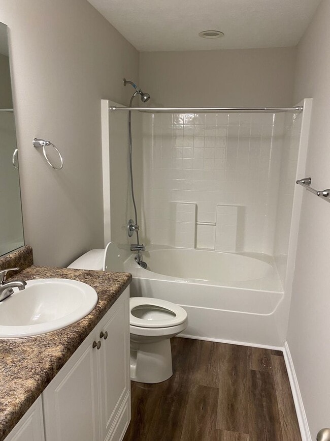 Building Photo - Townhome located just off I20 and Washingt...