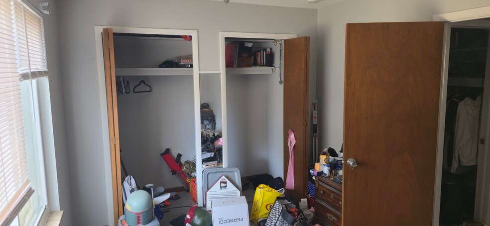 Building Photo - 33990 Edna St