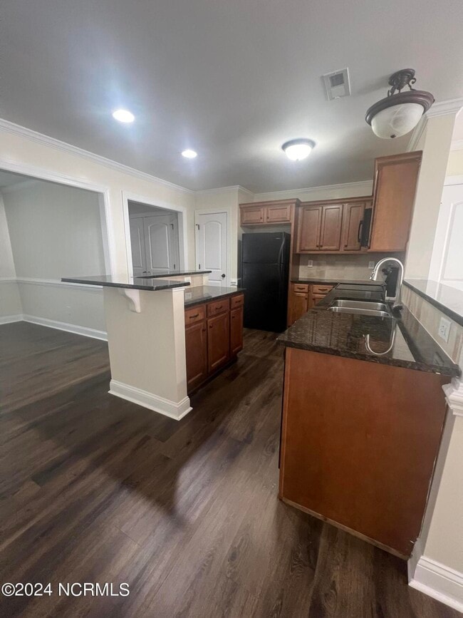 Building Photo - 3894 Granada Dr