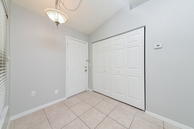 Building Photo - 4726 69th Ct E