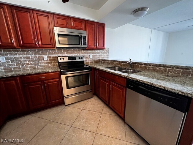 Building Photo - 3490 N Key Dr