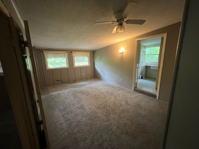 Building Photo - 2012 W California Ave