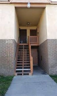 Building Photo - Nice upgraded 1bed/1bath condo convenientl...