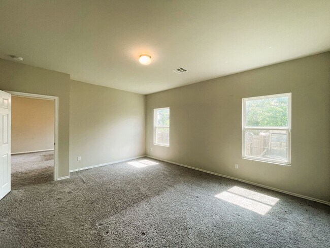 Building Photo - 10012 Wimbledon Ct