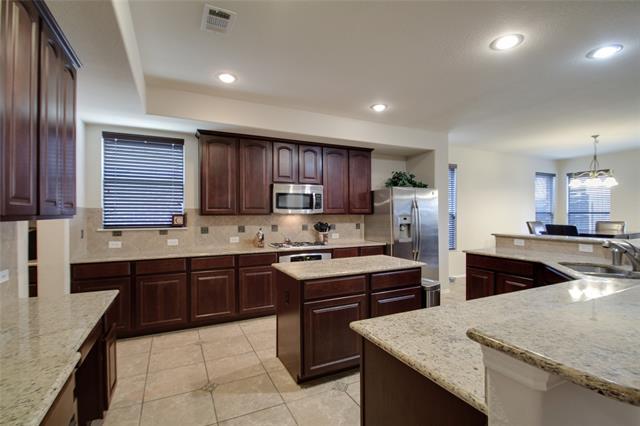 Building Photo - 9816 Gessner Dr
