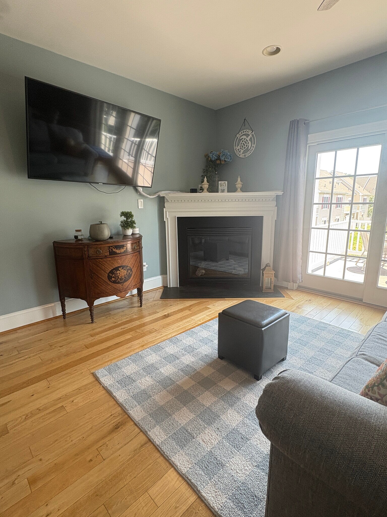 Building Photo - 18879 Bethpage Dr