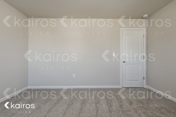 Building Photo - 833 Dove Tree Ln