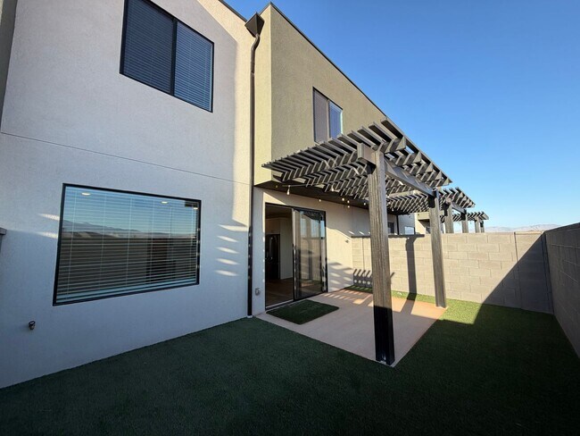 Building Photo - 622 Hemsworth Ln